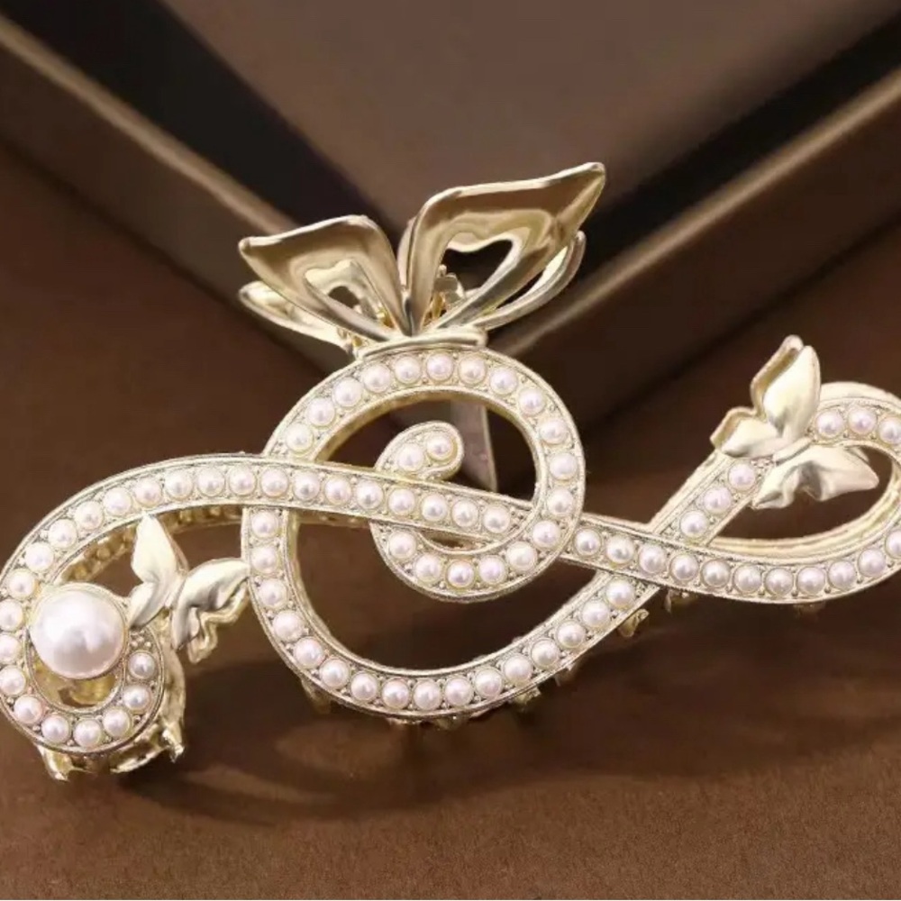 Beautiful Elegant Music Note Shape Luxury Faux Pearl Ponytail Claw Clip - Picture 2 of 5